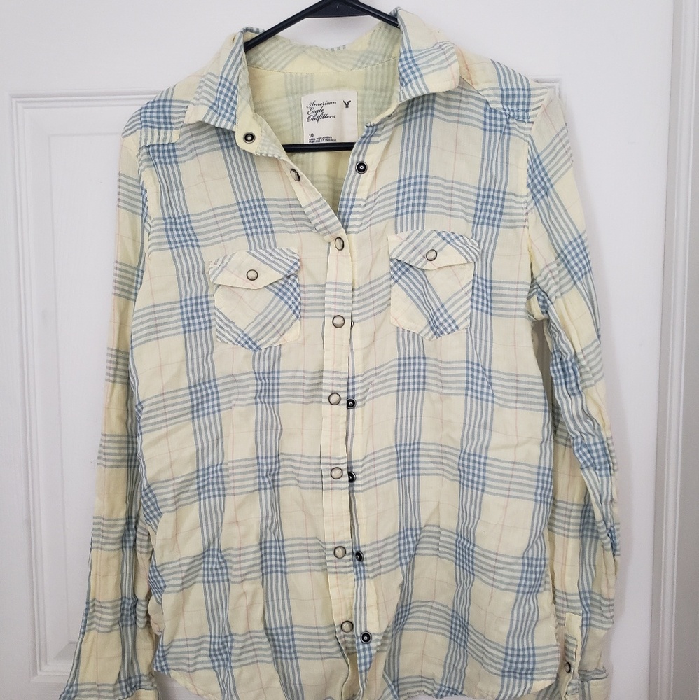 AE button up